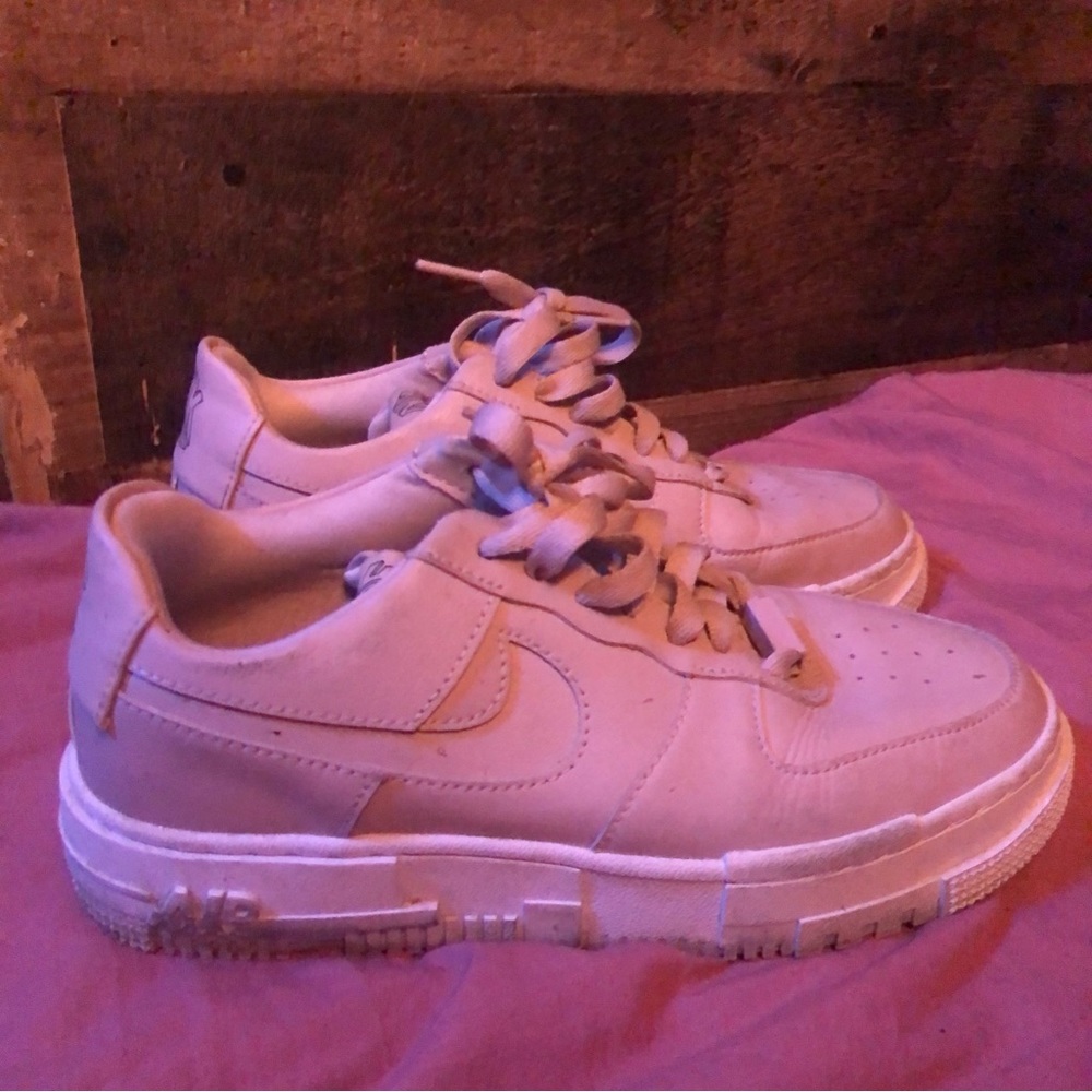 Nike Air Force 1 women’s size 7.5